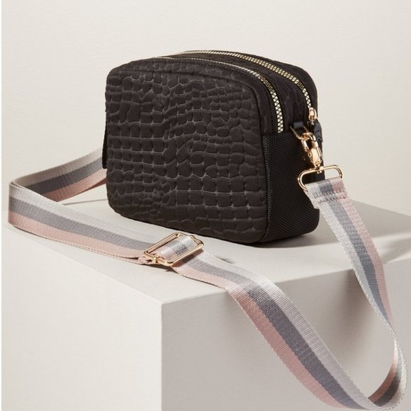 Crush It Camera Bag - Navy - Picture 9 of 10